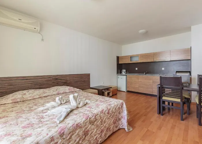 公寓 Guest Co Morenia 阳光海滩