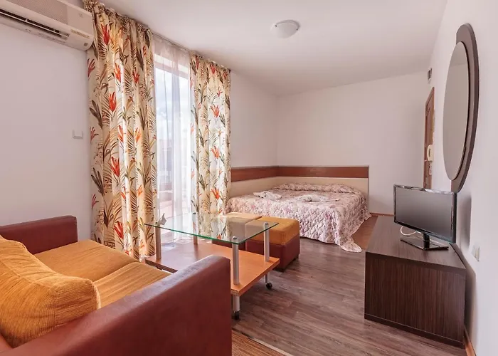 Guest Co Morenia * サニービーチ